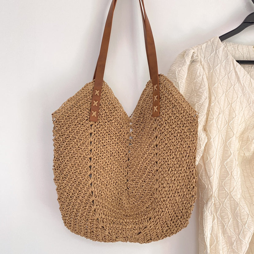 NIKKI | Unique and Comfortable Beach Bag