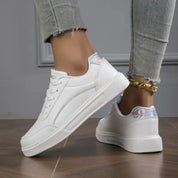 PHOEBE | Elegant Details Low-cut Sneakers