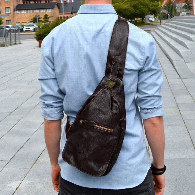 Liam | Compact Leather Shoulder Bag