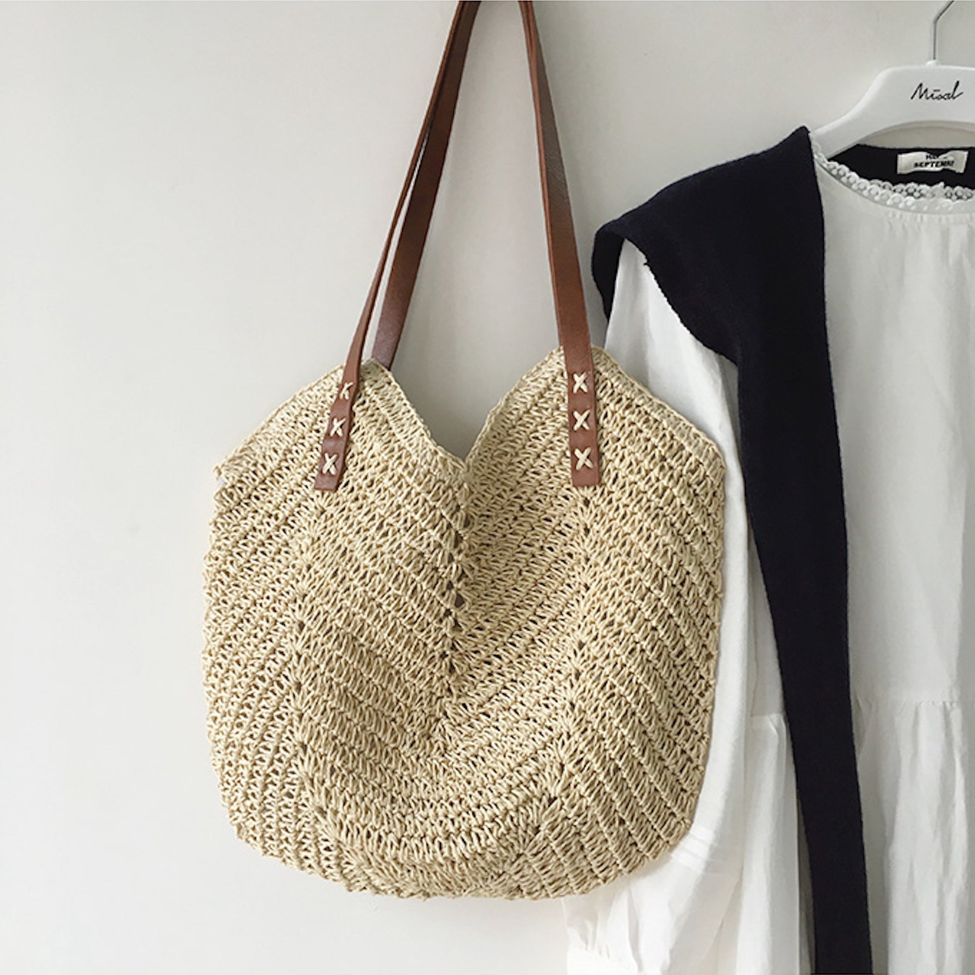 NIKKI | Unique and Comfortable Beach Bag