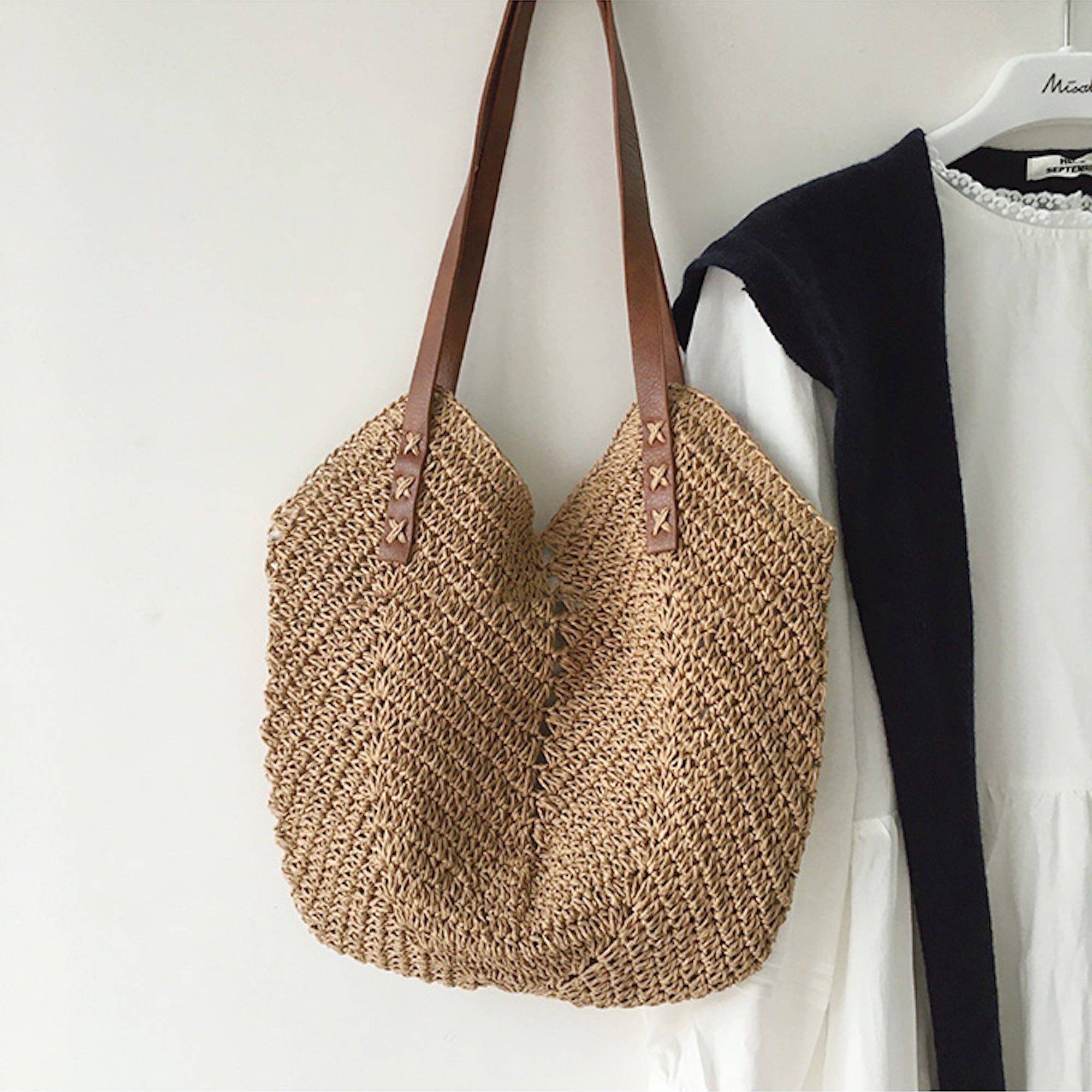 NIKKI | Unique and Comfortable Beach Bag