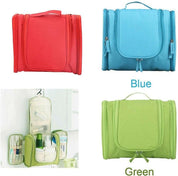 Nyomi | Stylish and multifunctional hanging toiletry bag