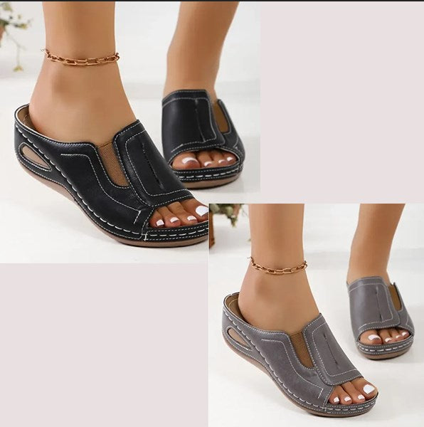 Amiyah | Comfortable and Lightweight Sandals