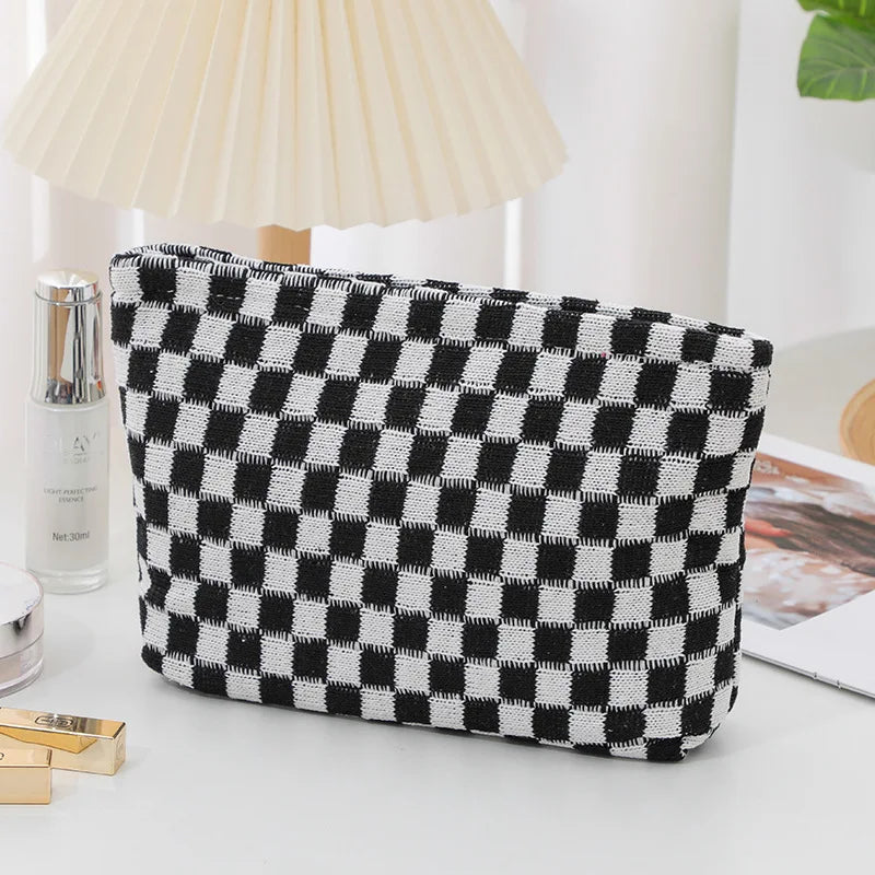 Ruthie | Checkered Aesthetic Makeup Pouch