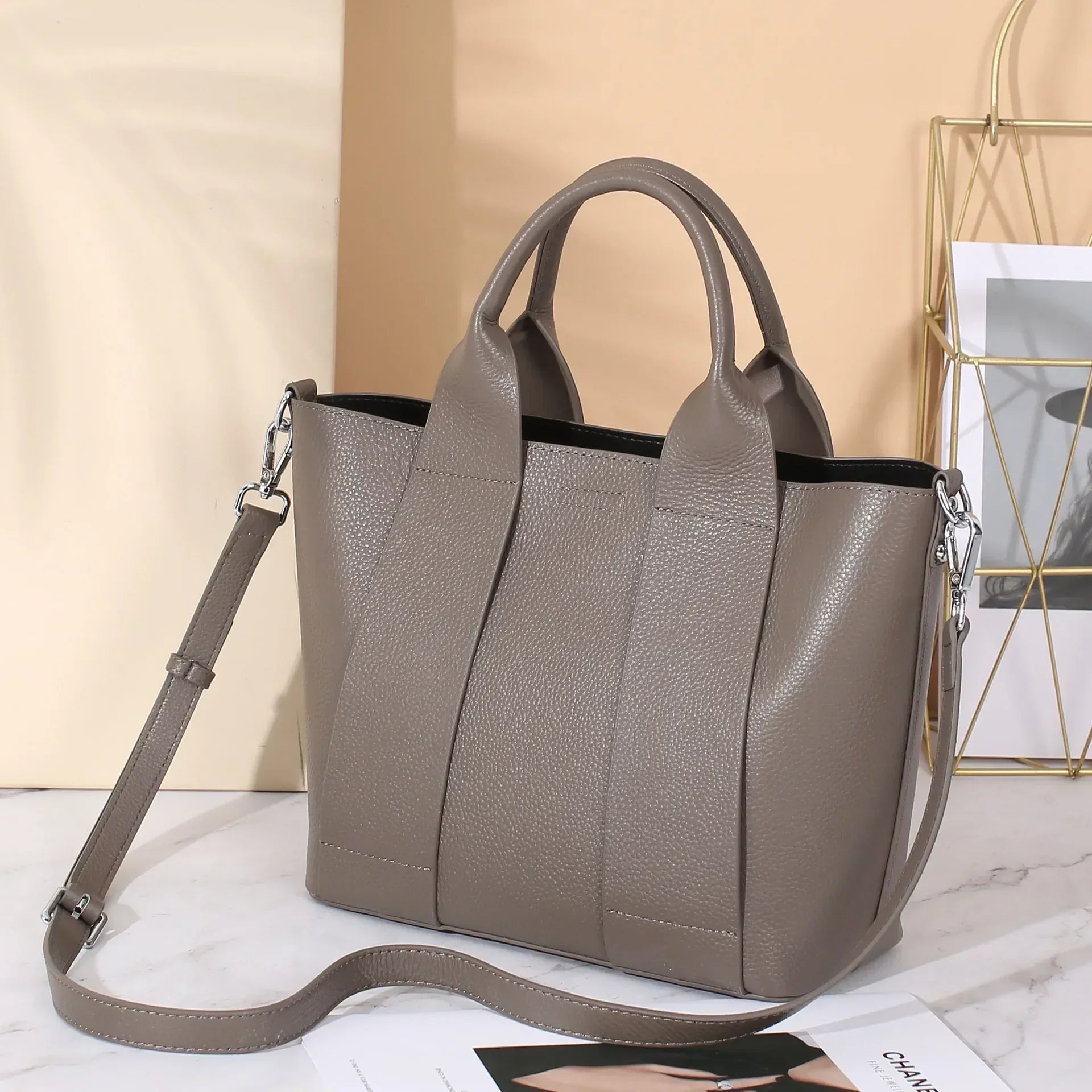 Mila | Minimalist Leather Crossbody Sling Handbag