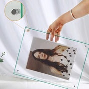 Snapbush | Modern Floating Photo Frame