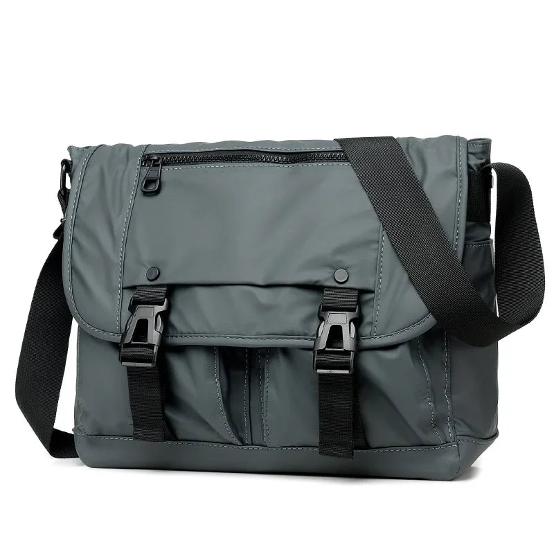 Oliver | Classic Nylon Waterproof Shoulder Bag