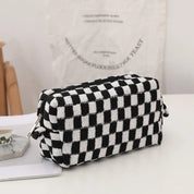 Amaris | Compact Y2K Checkered Makeup Cosmetic Bag