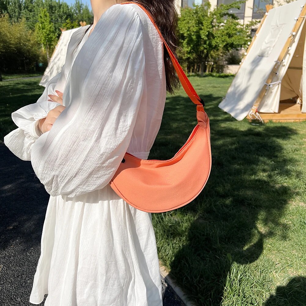 Mia | Practical Shoulder Bag with Adjustable Strap