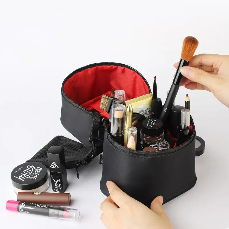 Elina | Portable and lightweight makeup bag with multiple compartments