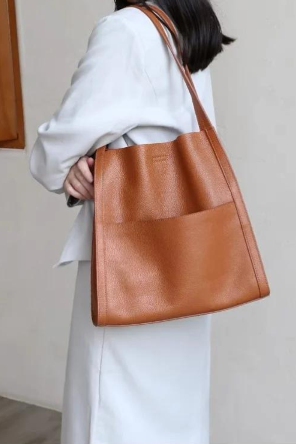 ELLEN | Stylish and Spacious Leather Bag