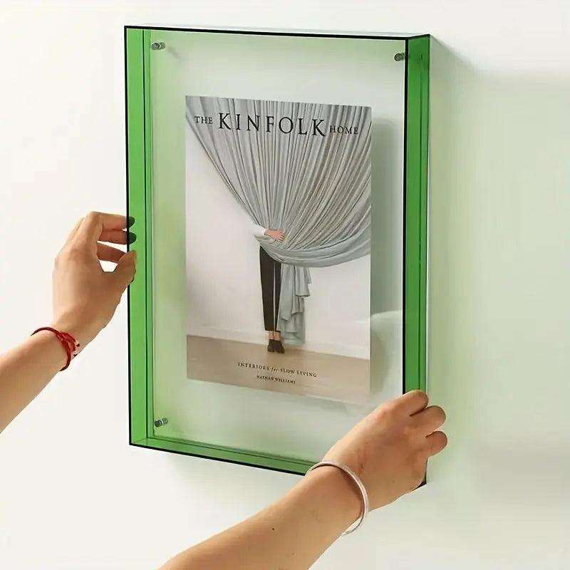 Snapbush | Modern Floating Photo Frame