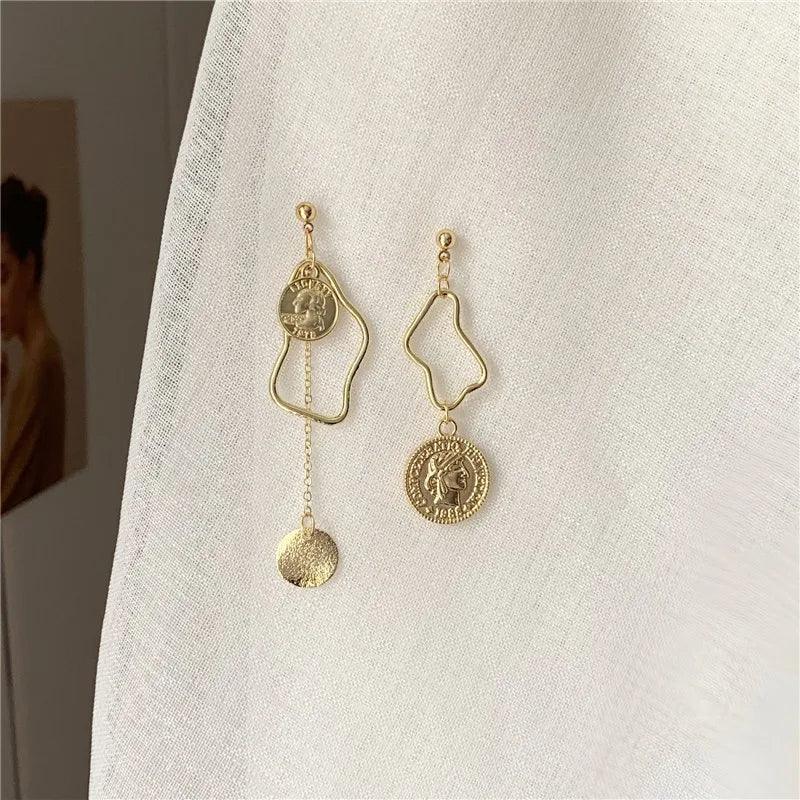 EVERLY | Unique Gold Accent Pearl Earrings