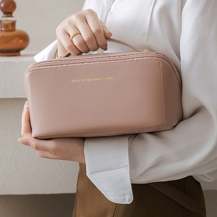 BECKY | Luxurious Cosmetic Bag