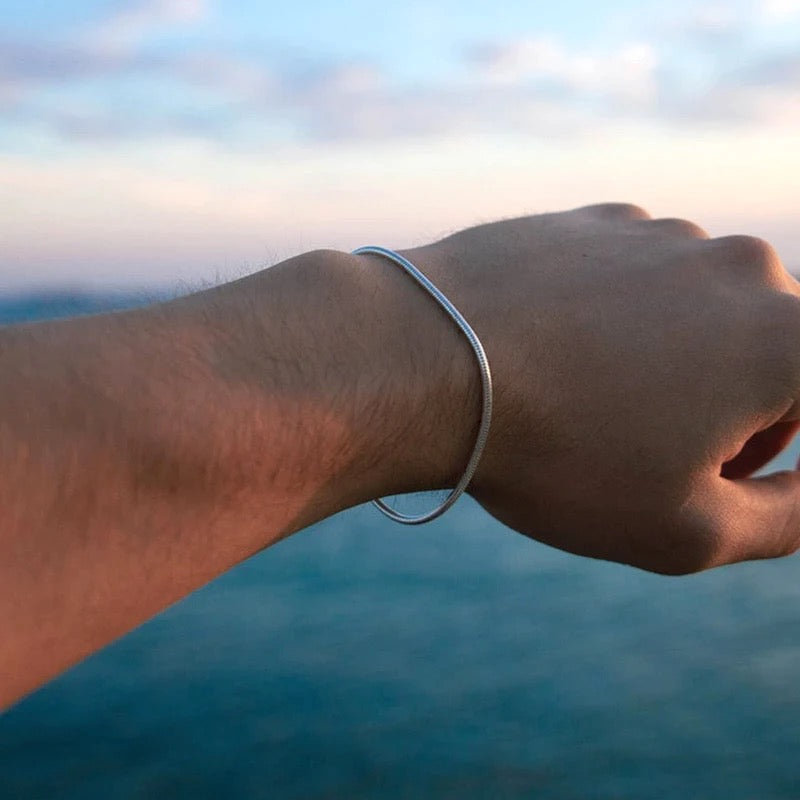 SereniBand | Minimalist Sleek Bracelet