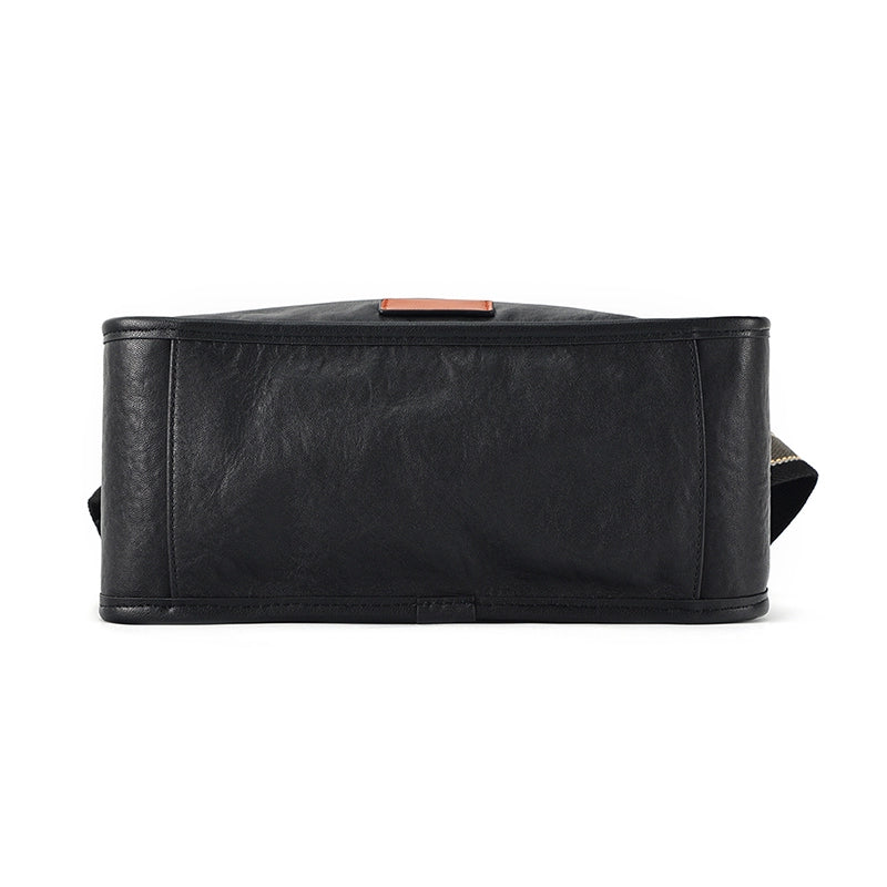 Max | Classic Leather City Shoulder Bag