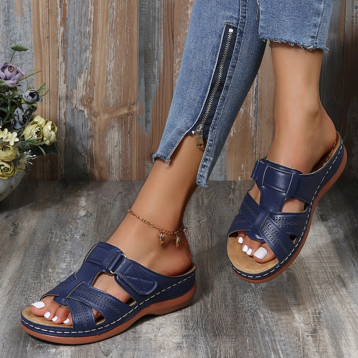 EVELYN | Non-slip Orthopedic Leather Sandals