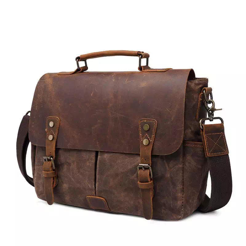 messenger-bag-5313_2_2dc5b83b-aa44-482c-94d8-408739ee7a9e.webp