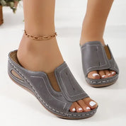 Amiyah | Comfortable and Lightweight Sandals