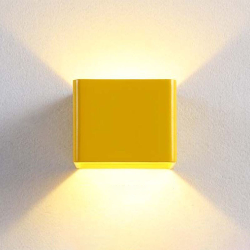 Bright | Modern Square Wall Lamp